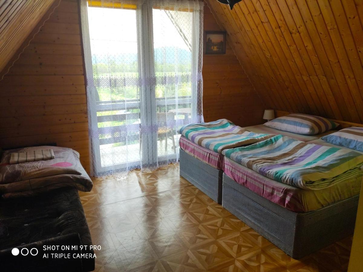 Agroturystyka Pod Kolami Мичківці Екстер'єр фото