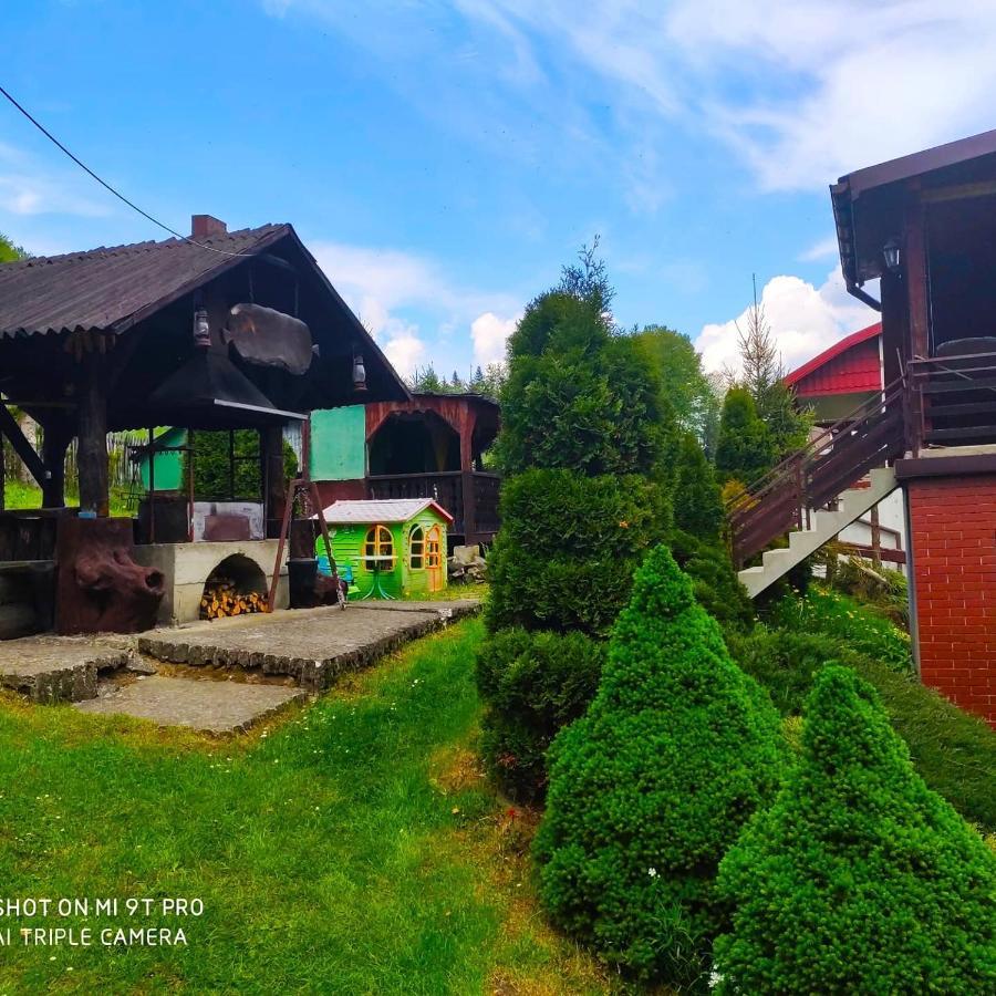 Agroturystyka Pod Kolami Мичківці Екстер'єр фото