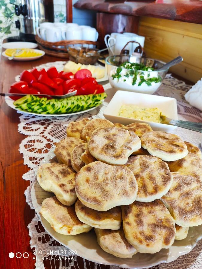 Agroturystyka Pod Kolami Мичківці Екстер'єр фото
